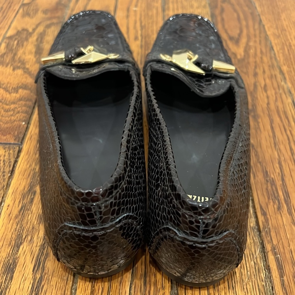 STUART WEITZMAN Crocodile Patent Leather Gold Mary Jane Buckle Loafers Size 7M - Picture 6 of 12